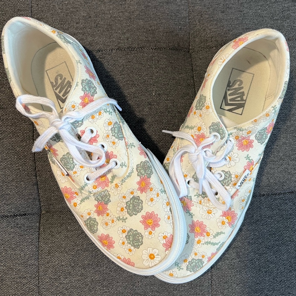 Vans Women's Doheny Desert Floral Marshmallow VN0A5HYNFS8 Size 8.5